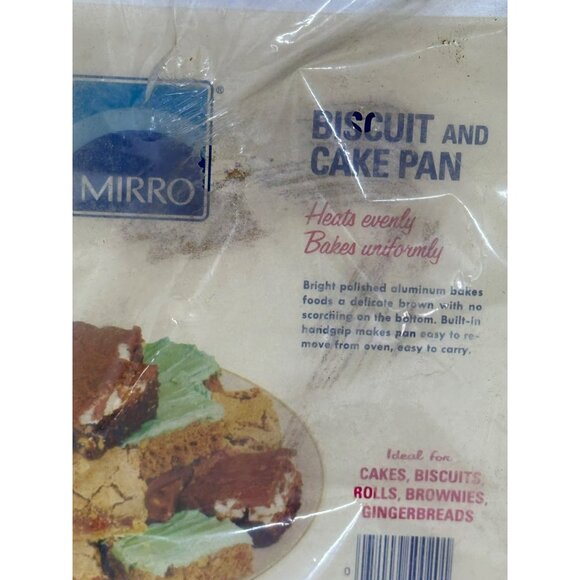 Vintage MIRRO M-5002 Biscuit & Cake Pan 7"x11.5" – Original Packaging - Picture 2 of 7